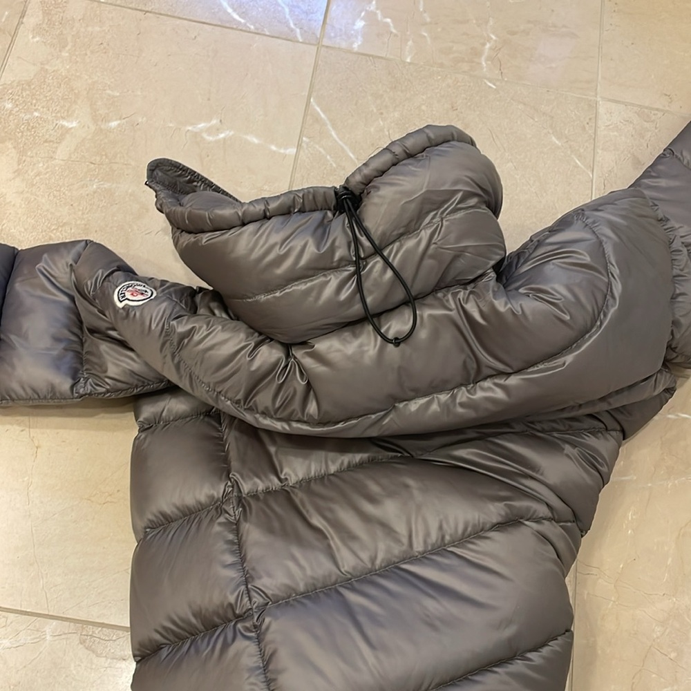 Moncler thigh leng winter coat. - Picture 6 of 6